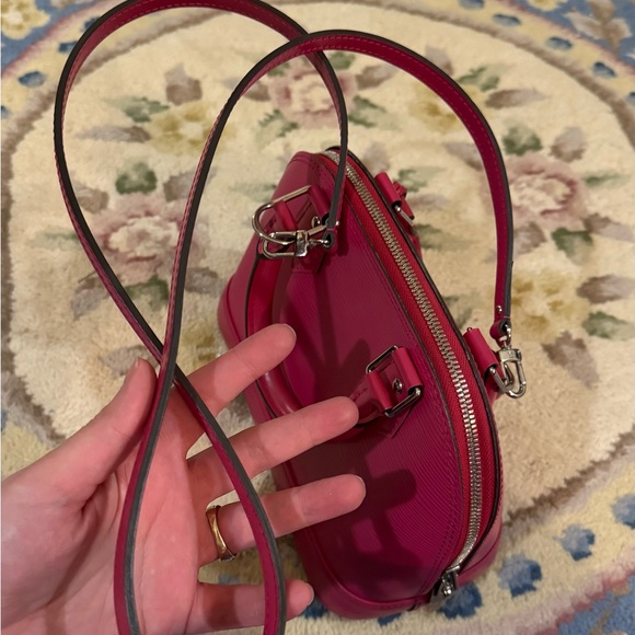 Louis Vuitton Pink Epi Alma BB - Picture 5 of 12